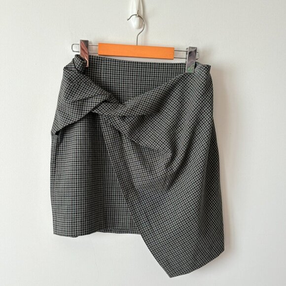 Aritzia Babaton Jethro Faux Twist Wrap Mini Skirt Grey Blue Plaid Size 8 - Picture 4 of 8